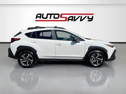 Used 2024 Subaru Crosstrek 2.0i Premium AWD/4WD image 8