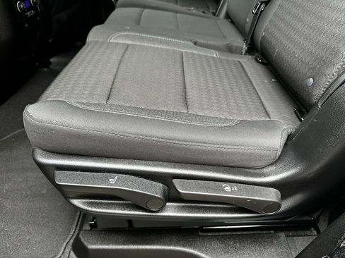 Used 2024 Chevrolet Tahoe LS RWD image 36