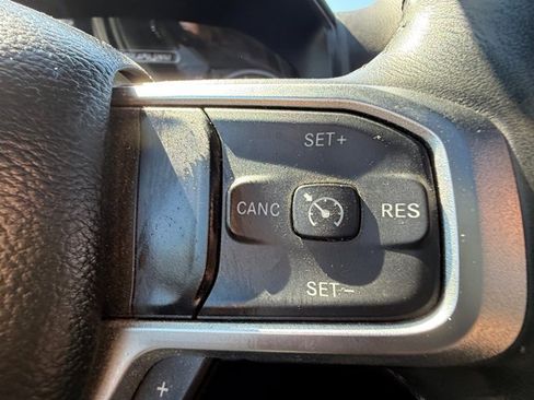 Used 2019 RAM 1500 Big Horn image 23