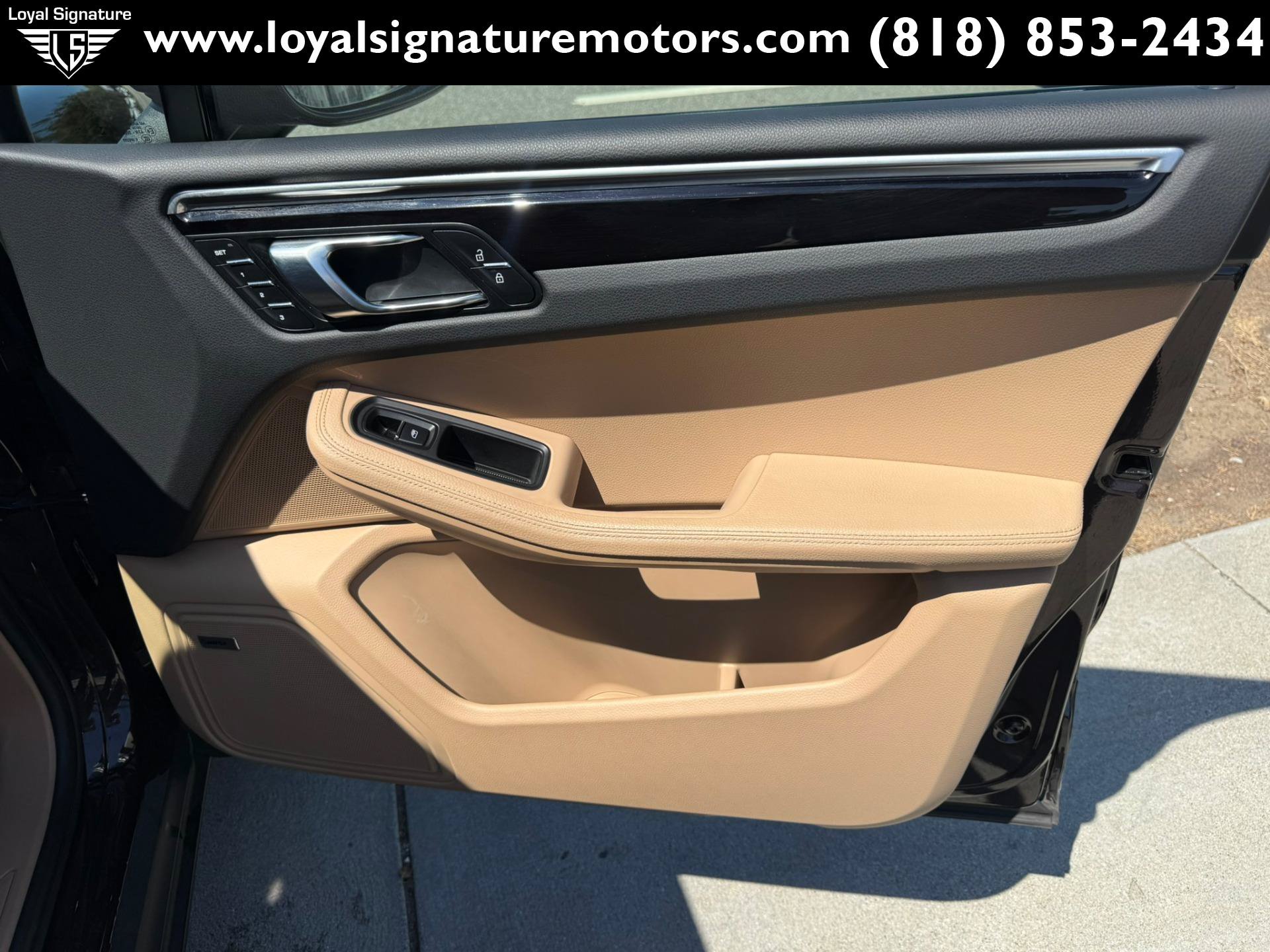 Used 2021 Porsche Macan AWD/4WD image 35
