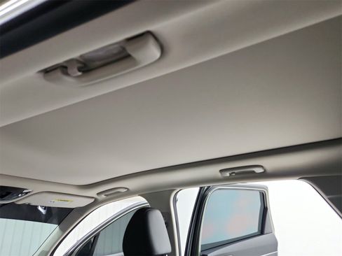 Used 2025 Kia Sorento SX image 22