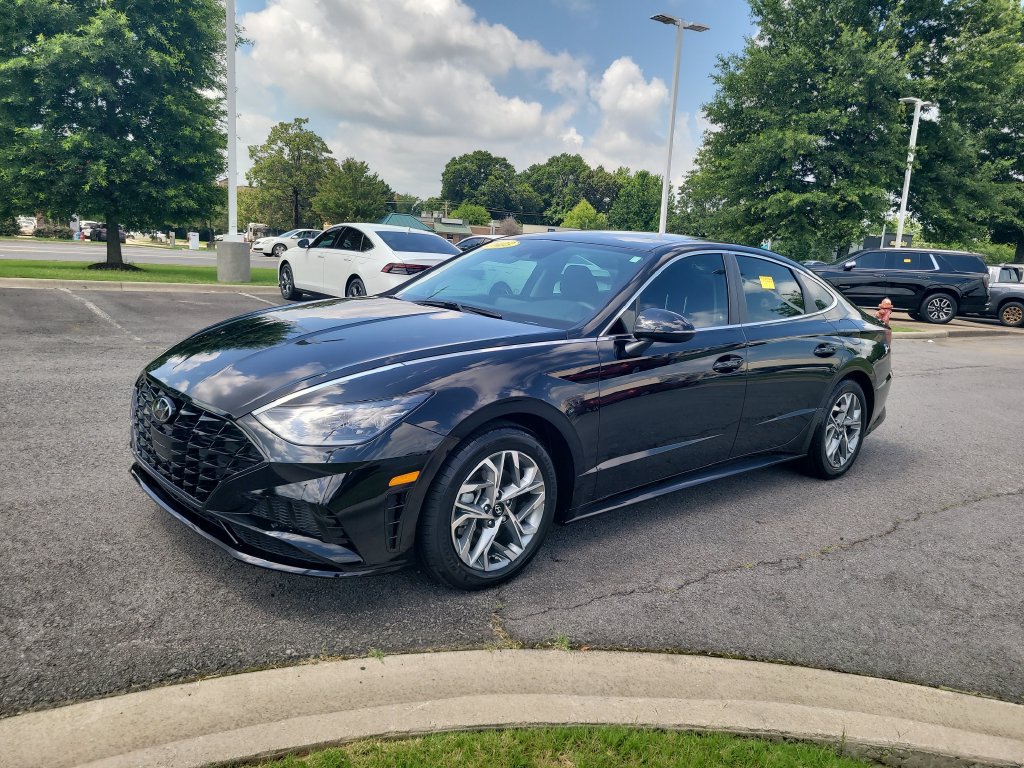 Used 2023 Hyundai Sonata SEL FWD image 7