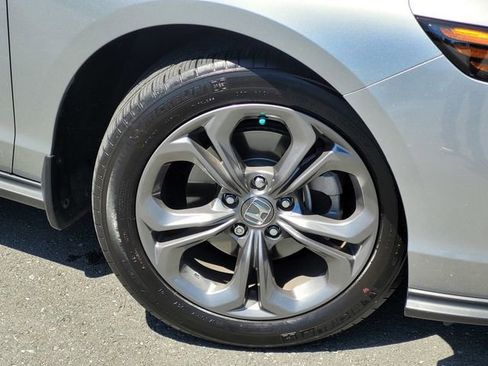 Used 2024 Honda Accord EX image 10
