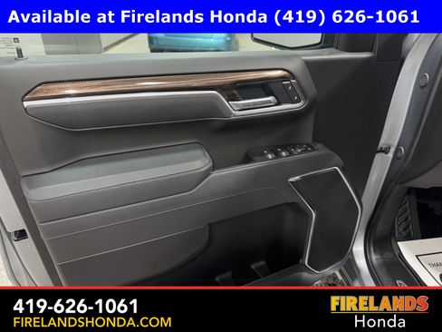 Used 2025 Chevrolet Silverado 1500 LT image 16