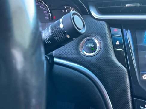 Used 2019 Cadillac XTS Luxury image 29