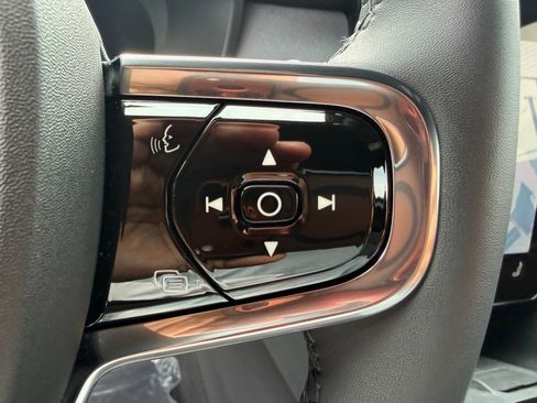 Used 2024 Polestar Polestar 2 w/ Pilot Pack RWD image 18