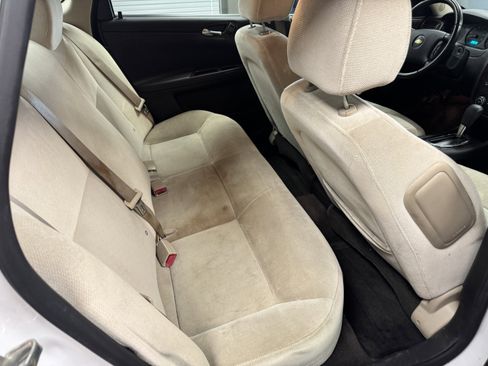 Used 2014 Chevrolet Impala Limited LS FWD image 13