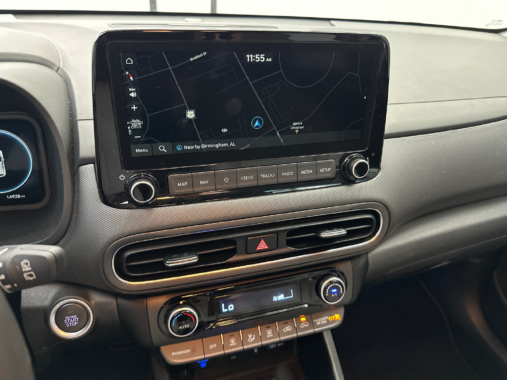 Used 2023 Hyundai Kona Limited FWD image 29