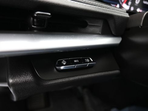 Used 2021 Chevrolet Corvette Stingray Preferred Cpe w/ Z51 Performance Package RWD image 29