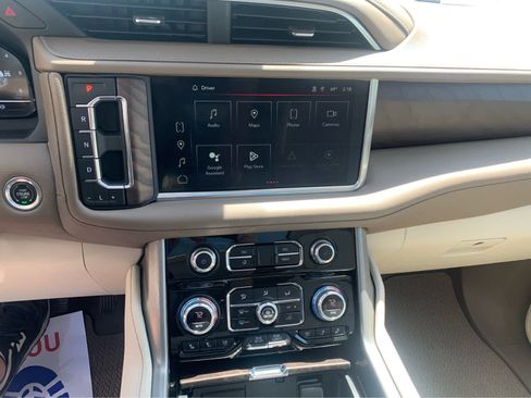 Used 2023 GMC Yukon XL Denali AWD/4WD image 19