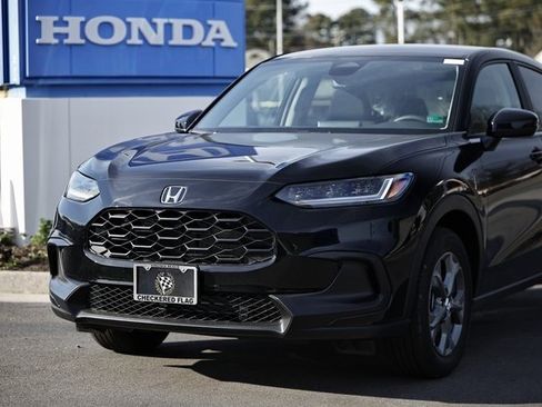 New 2026 Honda HR-V LX image 2