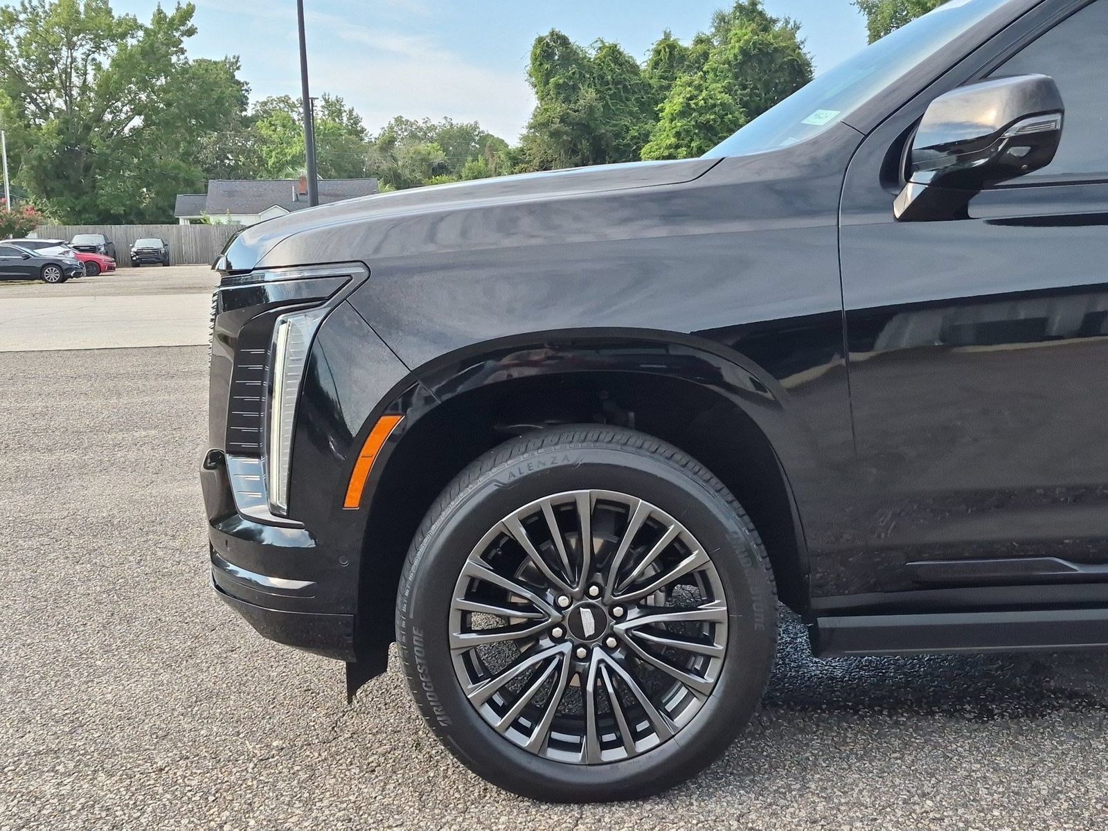 Certified 2025 Cadillac Escalade ESV Sport Platinum AWD/4WD image 35