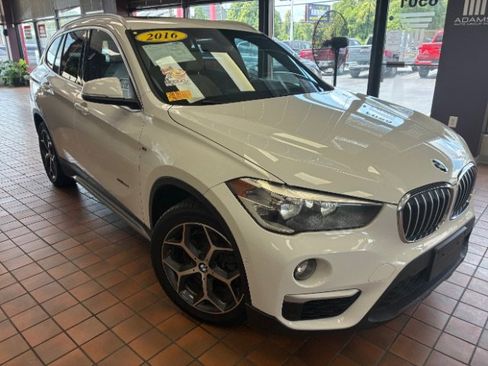 Used 2016 BMW X1 xDrive28i image 1