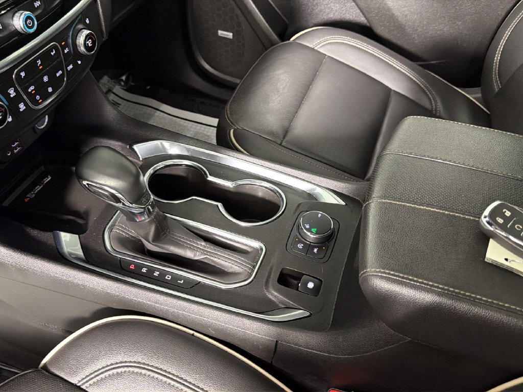 Certified 2023 Chevrolet Traverse Premier FWD image 24