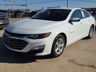 Used 2024 Chevrolet Malibu LT video 2