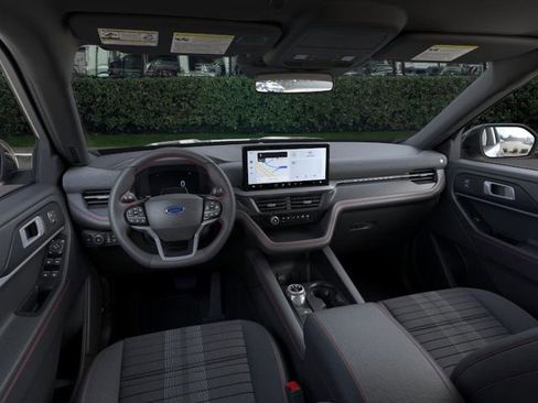 New 2026 Ford Explorer ST-Line w/ ST-Line Street Pack image 9