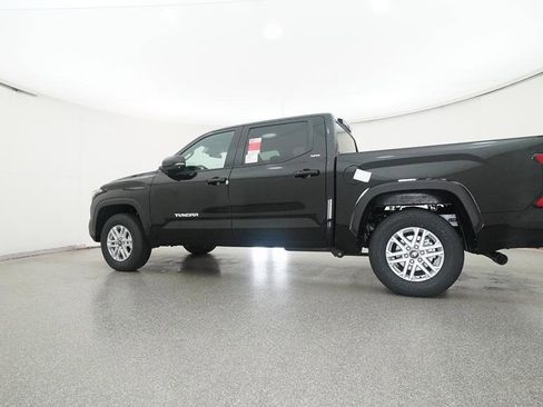 New 2025 Toyota Tundra SR5 w/ SR5 Premium Package RWD image 5