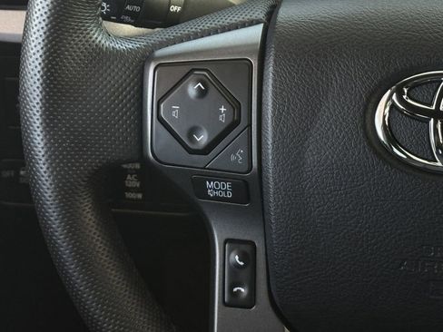 Used 2021 Toyota Tacoma TRD Off-Road w/ TRD Premium Off Road Package AWD/4WD image 14
