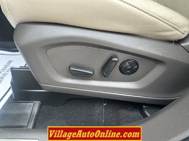 Used 2021 Ford Explorer Platinum w/ Equipment Group 601A AWD/4WD image 18