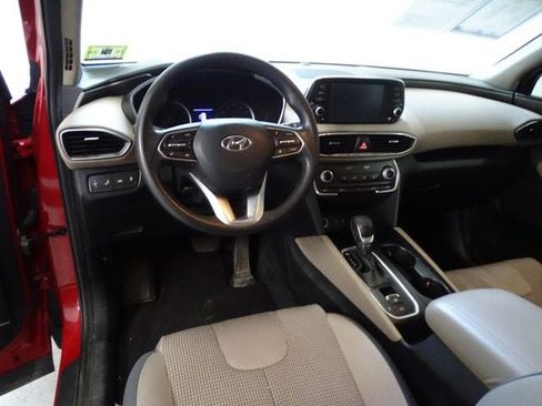 Used 2019 Hyundai Santa Fe SE FWD image 4