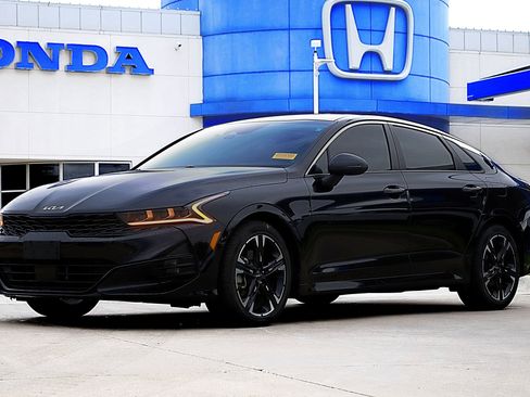 Used 2024 Kia K5 GT-Line w/ GT-Line Premium Package image 1