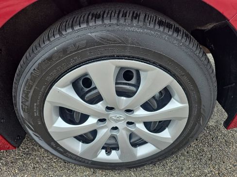 Certified 2025 Toyota Corolla LE FWD image 7