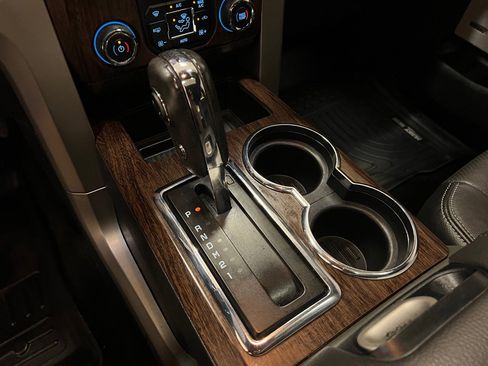 Used 2014 Ford F150 Lariat w/ Equipment Group 502A Luxury image 29