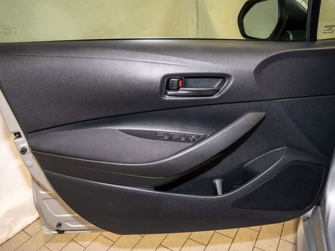 Used 2023 Toyota Corolla LE image 11