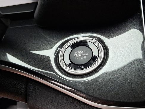 Used 2022 Jeep Grand Cherokee L Laredo w/ Luxury Tech Group I image 23