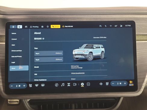 Used 2024 Rivian R1S Adventure AWD/4WD image 29