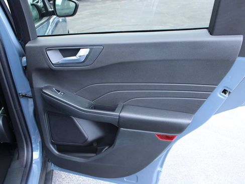 Used 2024 Ford Escape ST-Line w/ Tech Pack #1 AWD/4WD image 17