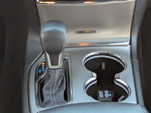 Used 2019 Jeep Grand Cherokee Overland image 23