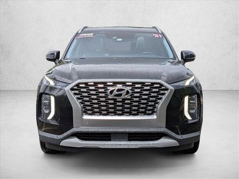 Used 2021 Hyundai Palisade SEL w/ Premium Package FWD image 3