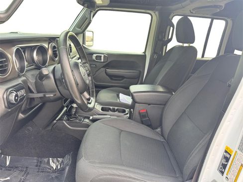 Used 2021 Jeep Wrangler Unlimited Sport image 11
