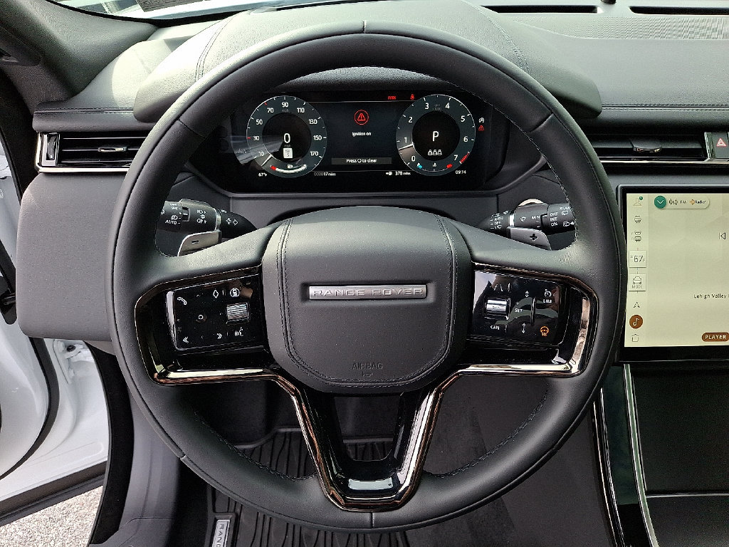 Used 2026 Land Rover Range Rover Velar Dynamic SE AWD/4WD image 11