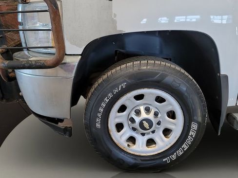 Used 2012 Chevrolet Silverado 2500 W/T AWD/4WD image 21