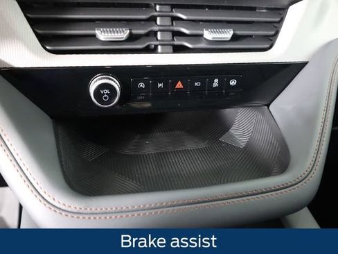 New 2026 Ford Explorer Active w/ Active Comfort Package image 42