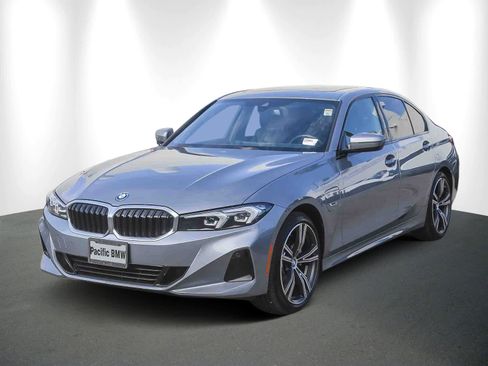 Certified 2023 BMW 330e w/ Driving Assistance Package image 3