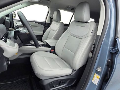 Used 2026 Ford Explorer Active w/ Active Comfort Package RWD image 7
