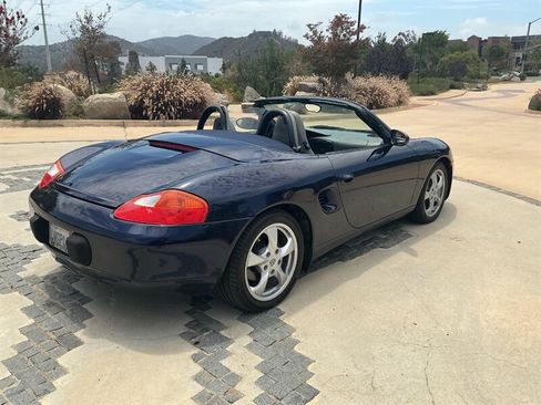Used 2001 Porsche Boxster RWD image 15