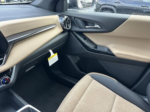 New 2026 Chevrolet Equinox ACTIV image 23