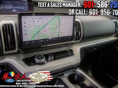 New 2025 Ford Expedition Active image 47