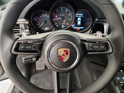 New 2025 Porsche Macan AWD/4WD image 16