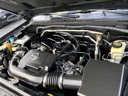 Used 2015 Nissan Xterra PRO-4X w/ Nevada Tow Package image 33