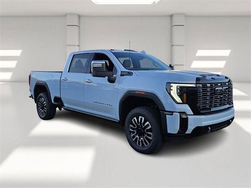 New 2026 GMC Sierra 2500 Denali Ultimate image 7