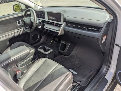 Used 2023 Hyundai Ioniq 5 SEL image 13