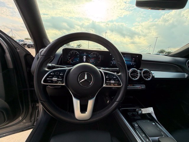 Used 2022 Mercedes-Benz GLB 250 image 15