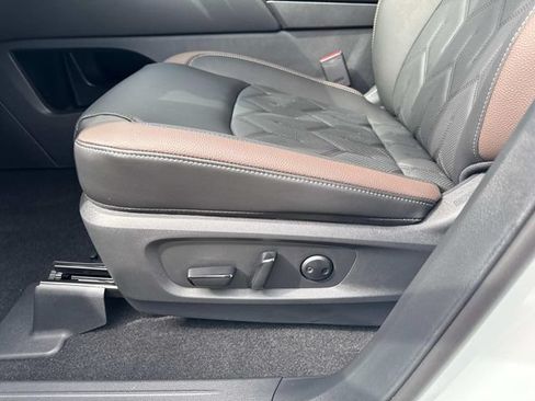New 2026 Nissan Pathfinder Platinum w/ Cargo Package FWD image 20