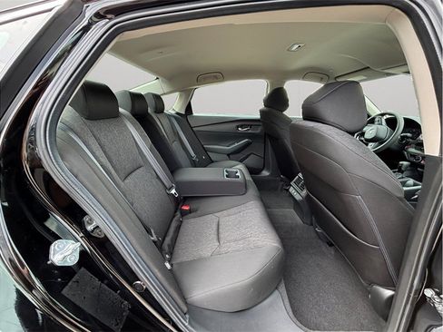 Used 2025 Honda Accord LX image 33