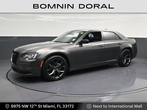 Used 2022 Chrysler 300 Touring w/ Sport Appearance Package RWD image 1
